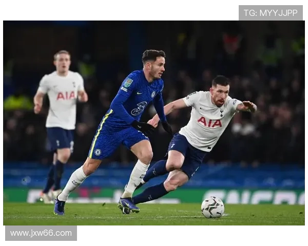 2016年热刺与切尔西的激烈对决回顾与精彩瞬间分析 2016年热刺与切尔西的激烈对决回顾与精彩瞬间分析