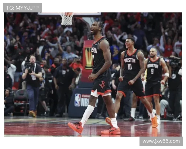 2018年火箭队与鹈鹕队精彩对决全场录像回顾与精彩瞬间分析