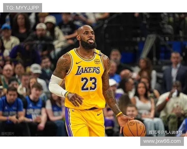 勒布朗詹姆斯:传奇巨星的篮球生涯与影响力解析 勒布朗詹姆斯:传奇巨星的篮球生涯与影响力解析