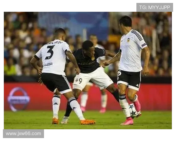 国家警察与城南FC的较量揭示足球背后的社会责任与道德担当