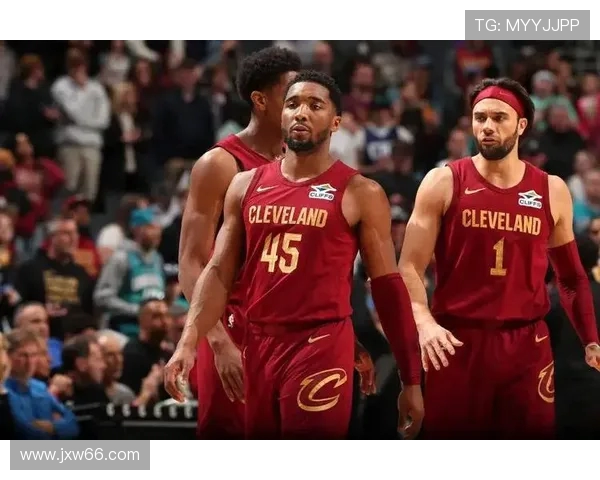 猛龙与骑士激战回顾NBA录像5月4日精彩瞬间分析