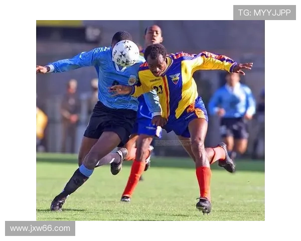 美洲杯精彩对决巴拉圭迎战日本球队展现足球魅力