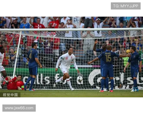 赖扬与波斯波利历史交锋记录分析及比赛精彩瞬间回顾 赖扬与波斯波利历史交锋记录分析及比赛精彩瞬间回顾